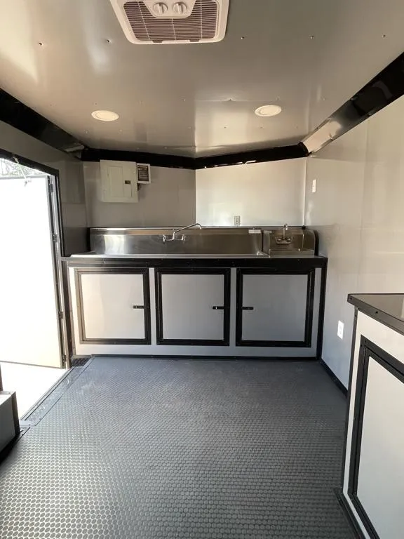 new Vending / Concession Trailers Quality Cargo  for sale, in Lebanon, OH Thumbnail 3