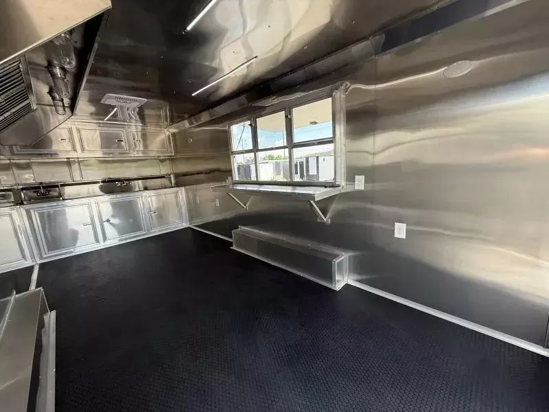 new Vending / Concession Trailers Quality Cargo  for sale, in Lebanon, OH Thumbnail 2