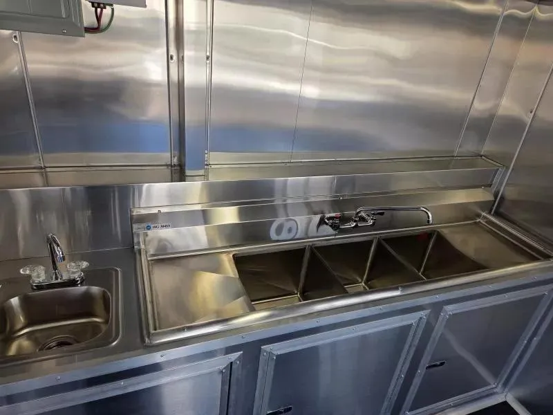 new Vending / Concession Trailers Quality Cargo  for sale, in Lebanon, OH Thumbnail 7