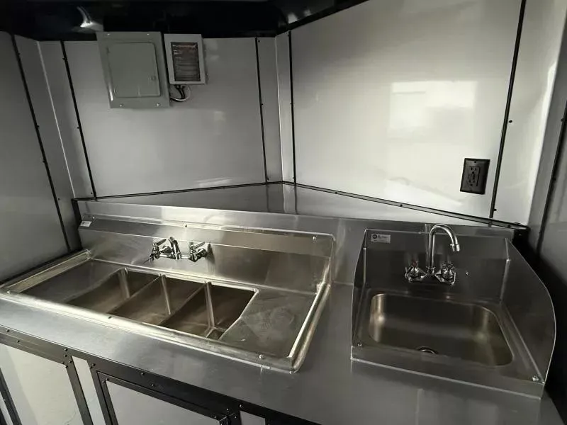 new Vending / Concession Trailers Quality Cargo  for sale, in Lebanon, OH Thumbnail 6