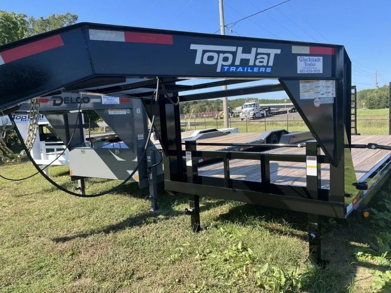 2025 Top Hat Trailers Gooseneck 24x83 