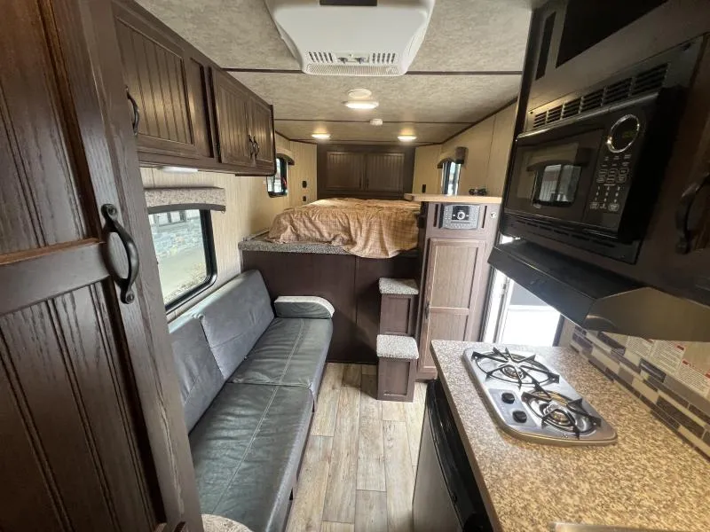 used Stock / Stock Combo Trailers Bison Trailers  for sale, in Irwin, PA Thumbnail 2