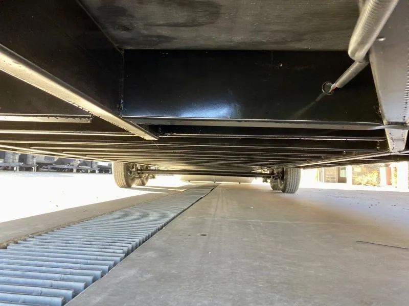 new Cargo (Enclosed) Trailers Xtreme Cargo  for sale, in Irwin, PA Thumbnail 28