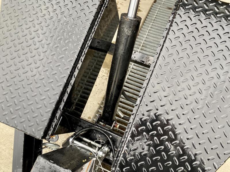 new Car Haulers / Racing Trailers H and H Trailer  for sale, in Carlisle, PA Thumbnail 10