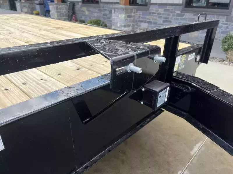 new Equipment / Flatbed Trailers MAXX-D  for sale, in Irwin, PA Thumbnail 11