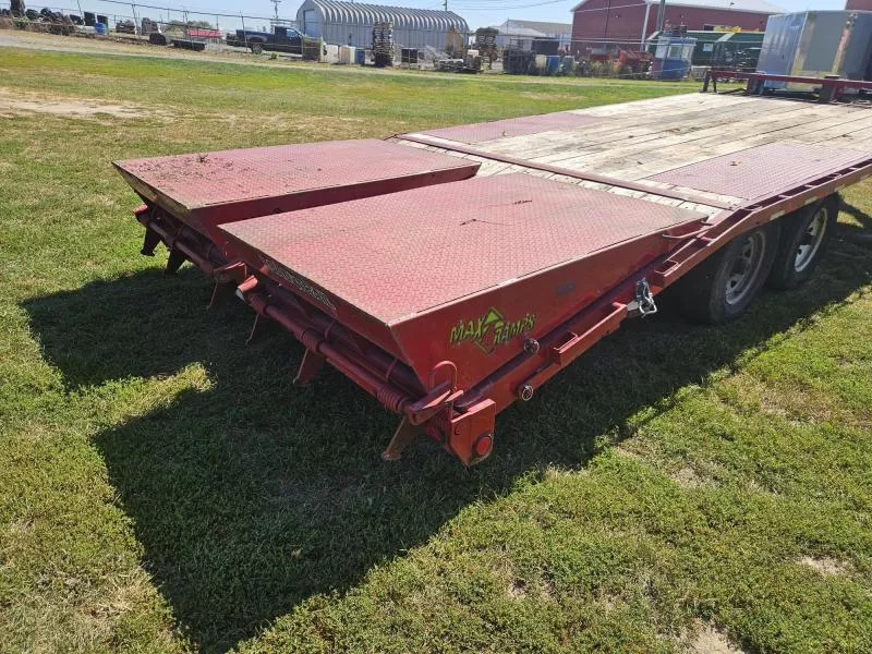 used Equipment / Flatbed Trailers Load Trail  for sale, in Carlisle, PA Thumbnail 6