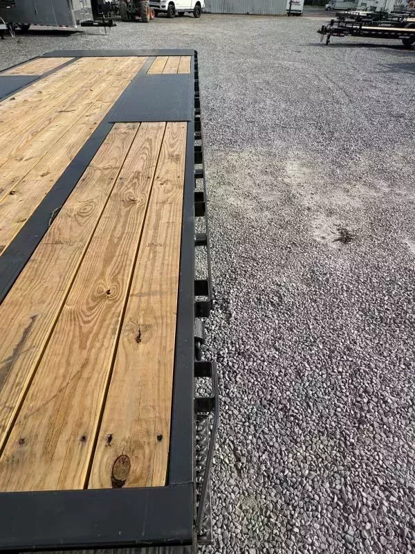 new Equipment / Flatbed Trailers MAXX-D  for sale, in Irwin, PA Thumbnail 32