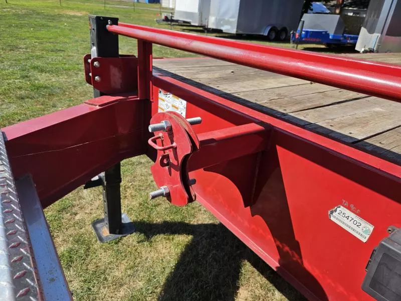 used Equipment / Flatbed Trailers Load Trail  for sale, in Carlisle, PA Thumbnail 14