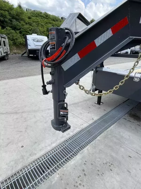 new Car Haulers / Racing Trailers Lamar Trailers  for sale, in Carlisle, PA Thumbnail 10