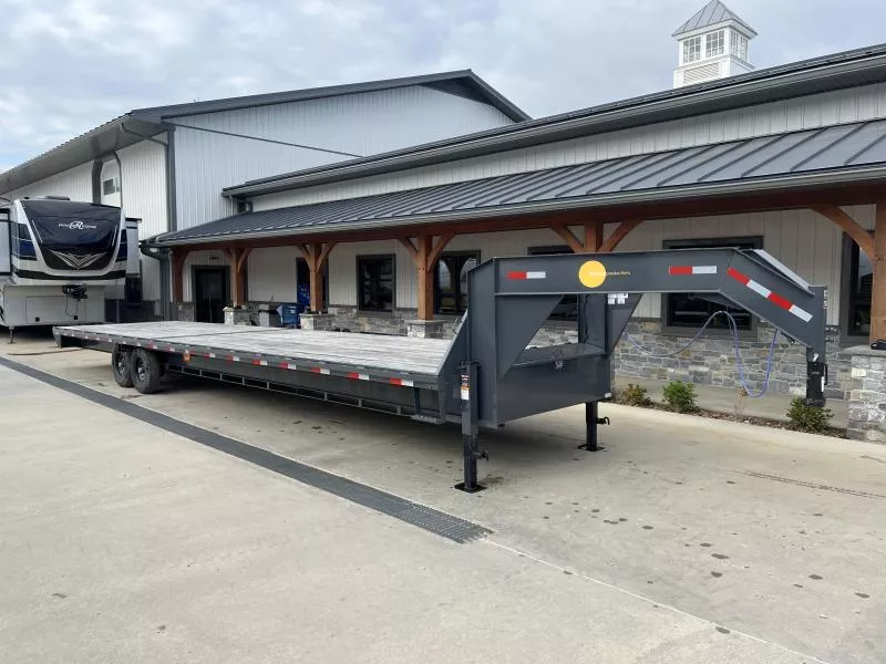 USED 2022 Lamar 102x36' Gooseneck Deckover Trailer 14000# GVW * 12" I BEAM * 8' SLIDE OUT RAMPS * FRONT TOOLBOX * DUAL JACKS * RUBRAIL/STAKE POCKETS/PIPE SPOOLS * SPARE TIRE * CHARCOAL