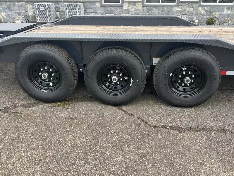 new Equipment / Flatbed Trailers Lamar Trailers  for sale, in Evans City, PA Thumbnail 21