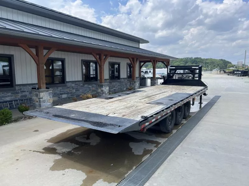 used Equipment / Flatbed Trailers Iron Bull  for sale, in Irwin, PA Thumbnail 10