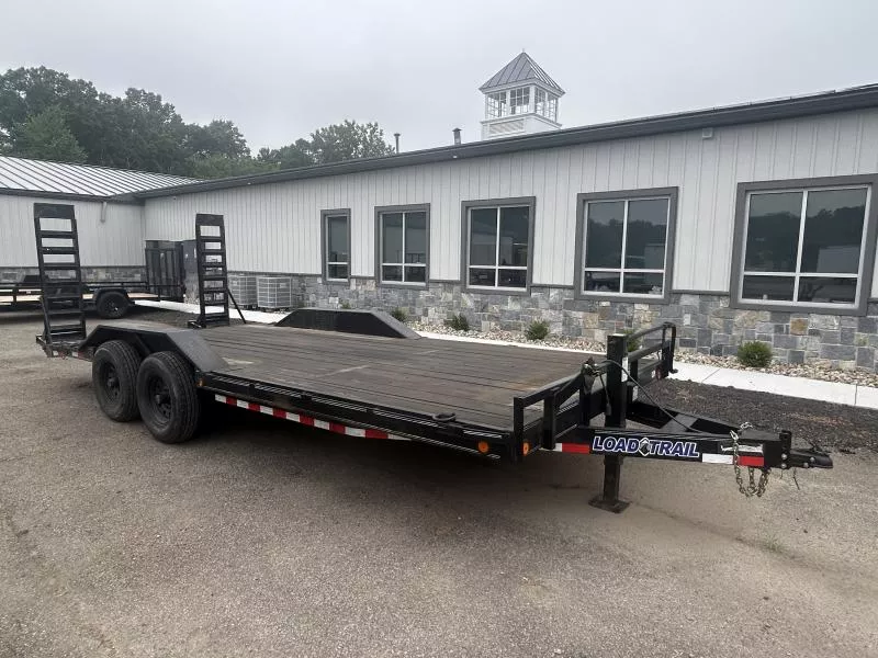 USED 2019 Load Trail 102x20 Equipment Trailer 14,000 GVW * DRIVE OVER FENDERS * STAND UP RAMPS * ADJUSTABLE COUPLER * SPARE MOUNT * D-RINGS * STAKE POCKETS & RUBRAILS * 