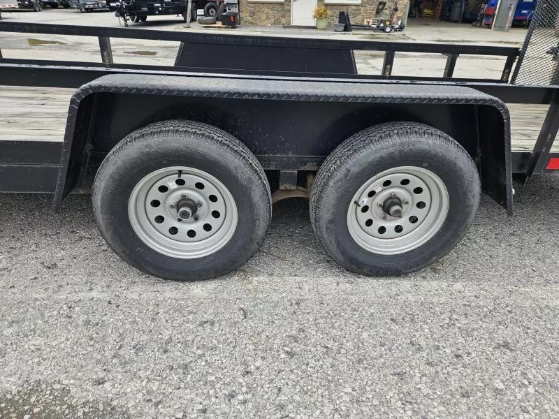 used Utility Trailers Mentzer Custom Trailer Mfg.  for sale, in Carlisle, PA Thumbnail 9