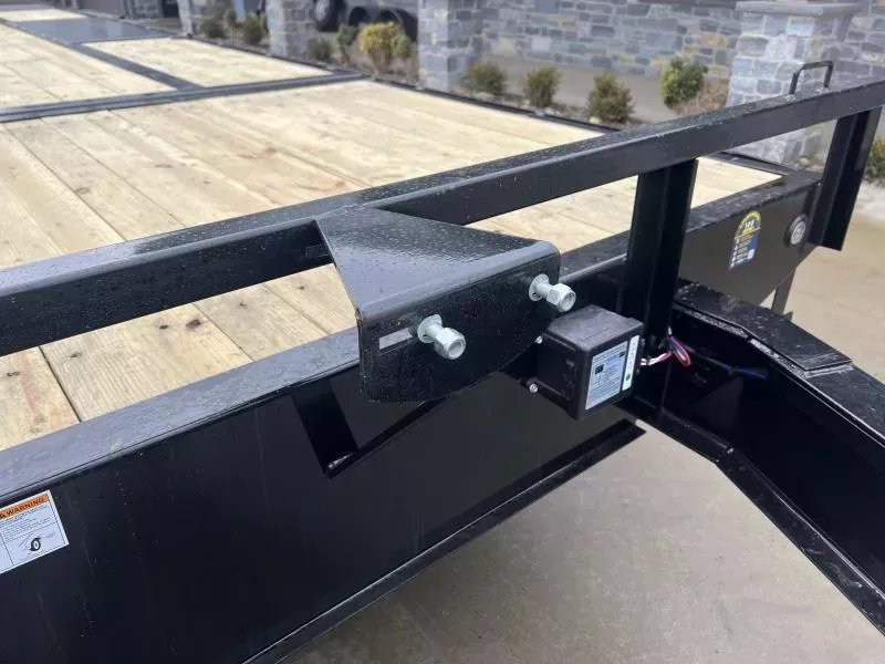 new Equipment / Flatbed Trailers MAXX-D  for sale, in Evans City, PA Thumbnail 29