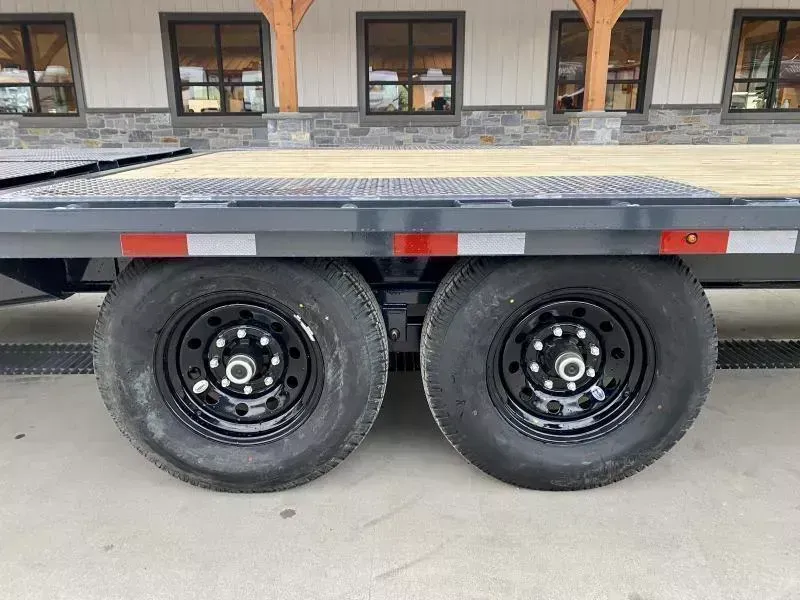 new Equipment / Flatbed Trailers Lamar Trailers  for sale, in Carlisle, PA Thumbnail 18