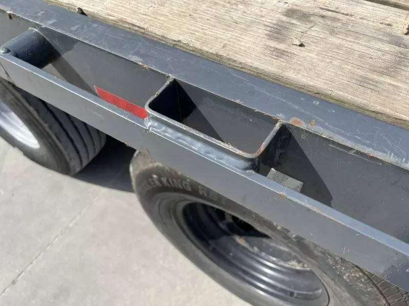 used Equipment / Flatbed Trailers Lamar Trailers  for sale, in Irwin, PA Thumbnail 6