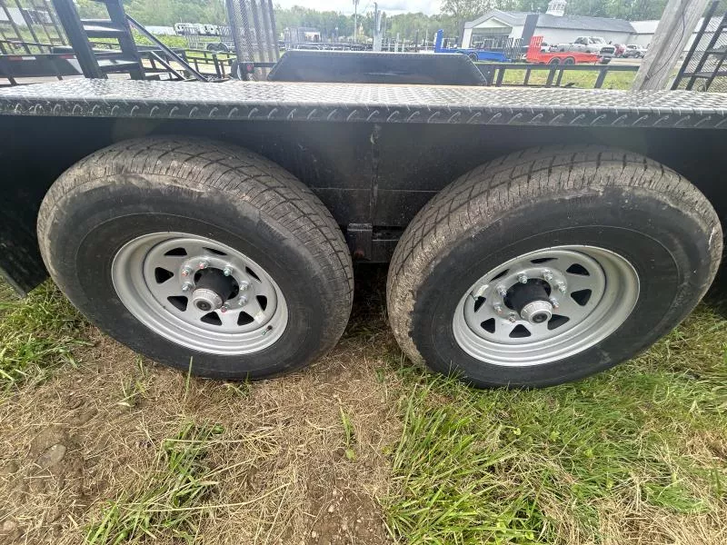used Equipment / Flatbed Trailers Sure-Trac for sale, in West Middlesex, PA Thumbnail 10