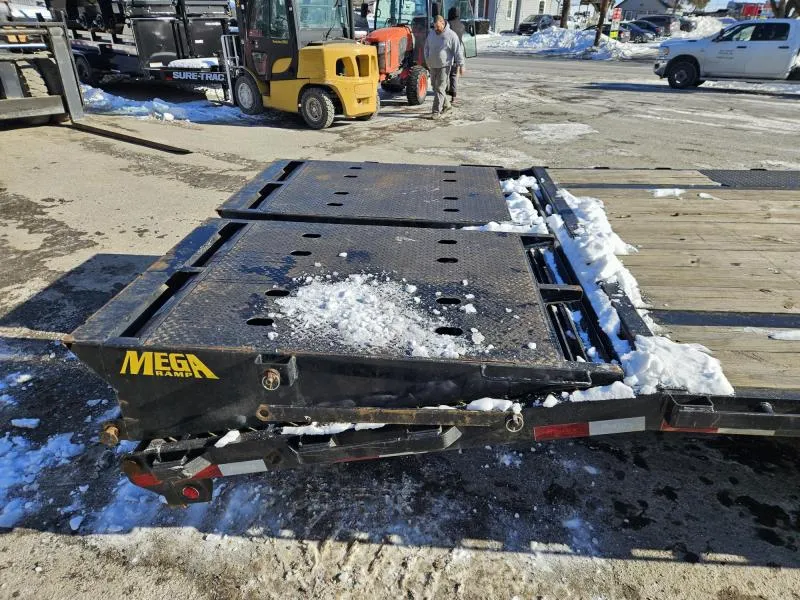 used Equipment / Flatbed Trailers Big Tex Trailers  for sale, in Carlisle, PA Thumbnail 15