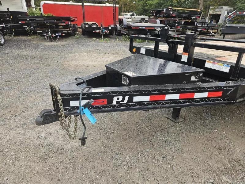 used Equipment / Flatbed Trailers PJ Trailers  for sale, in Carlisle, PA Thumbnail 16
