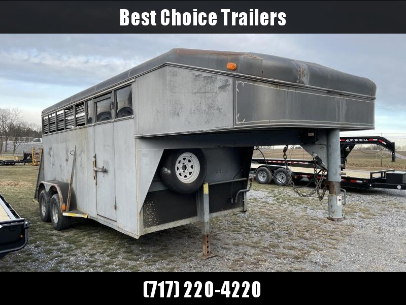 USED 2001 Adam 16' Gooseneck 3-Horse Slant Load Trailer USED 2001 Adam 16' Gooseneck 3-Horse Slant Load Trailer