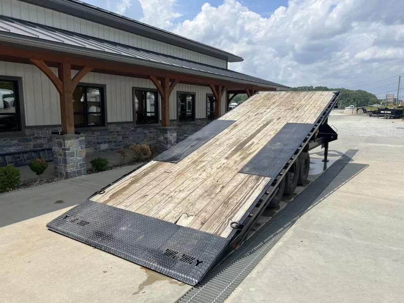 used Equipment / Flatbed Trailers Iron Bull  for sale, in Irwin, PA Thumbnail 4
