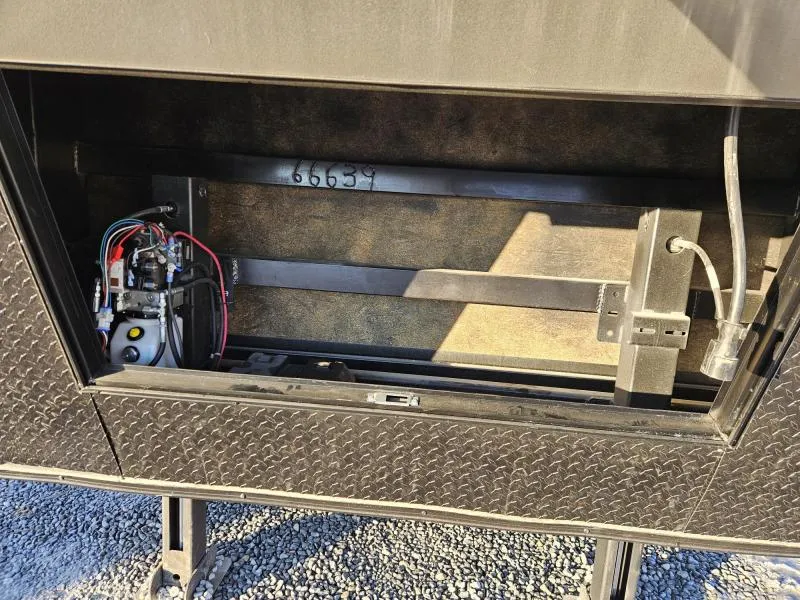 new Cargo (Enclosed) Trailers Quality Cargo  for sale, in Carlisle, PA Thumbnail 24