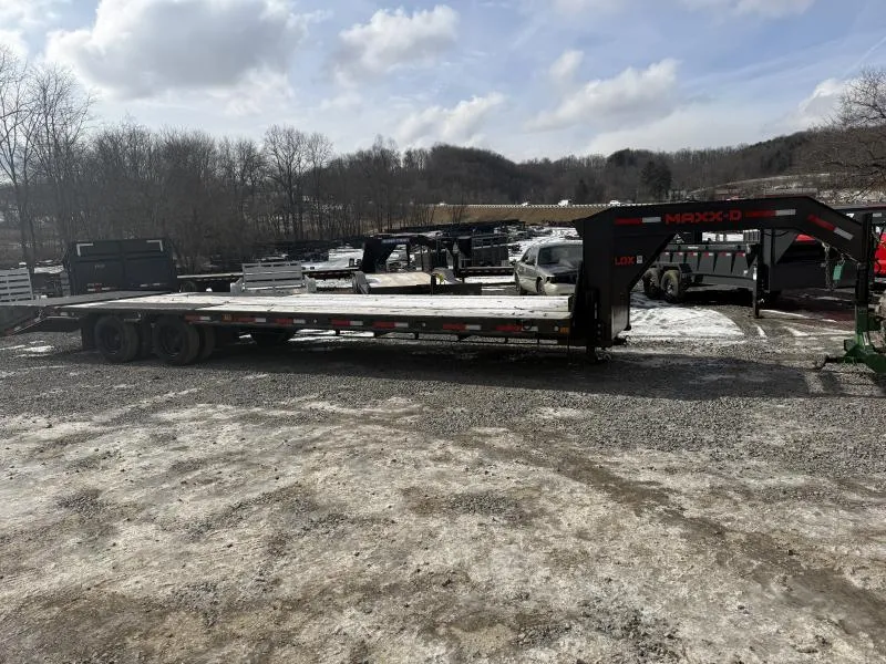 USED 2024 MAXX-D 102X32 26,000 GVW Gooseneck Deckover Trailer * FULL WIDTH RAMPS * TOOLBOX *
