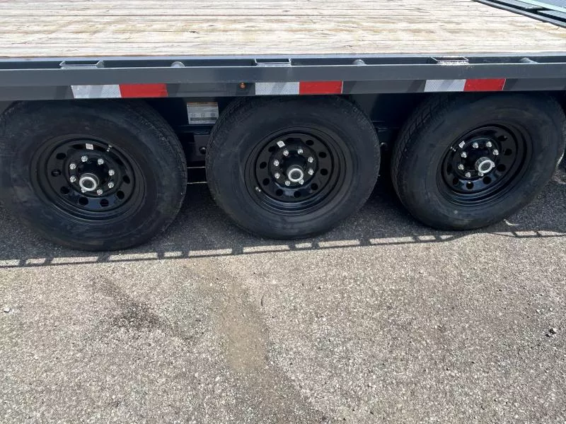 used Equipment / Flatbed Trailers Lamar Trailers for sale, in West Middlesex, PA Thumbnail 11
