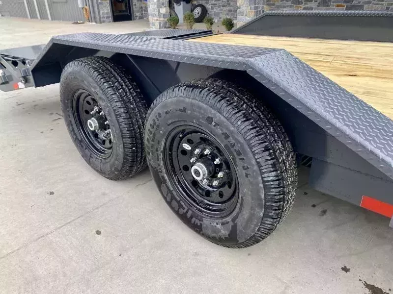 new Equipment / Flatbed Trailers Lamar Trailers  for sale, in Carlisle, PA Thumbnail 14