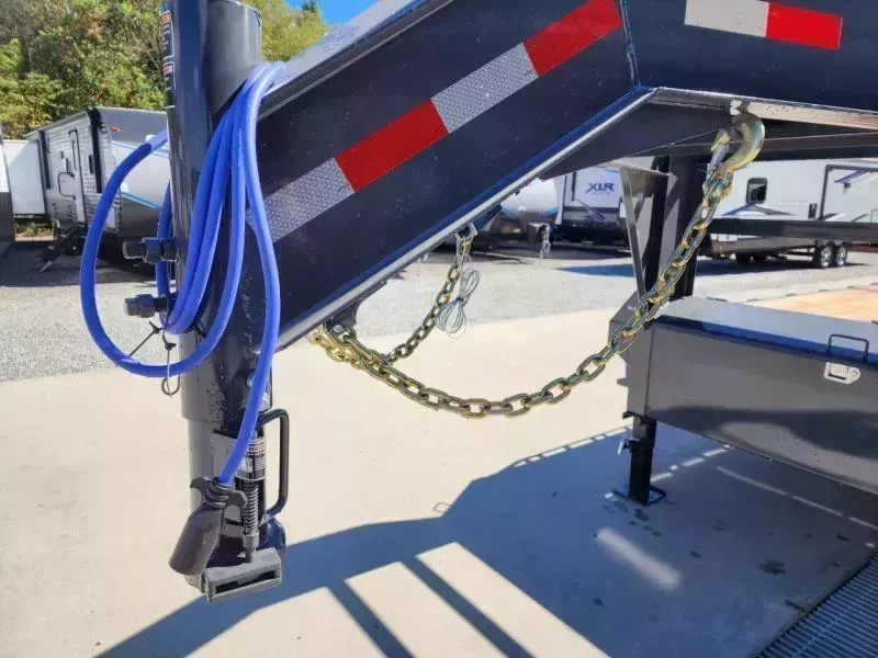 new Equipment / Flatbed Trailers Lamar Trailers  for sale, in Carlisle, PA Thumbnail 13