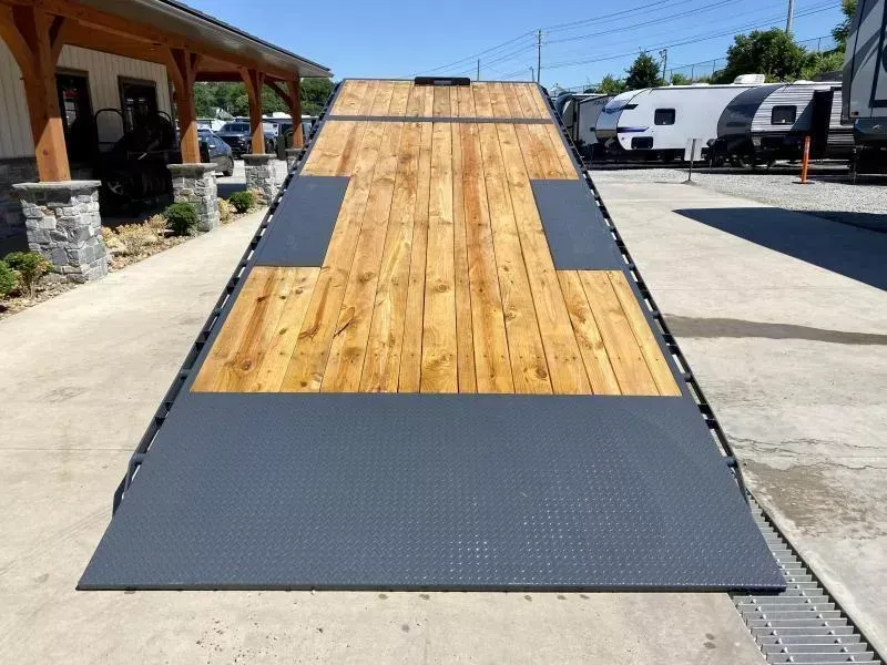 new Equipment / Flatbed Trailers Lamar Trailers  for sale, in Carlisle, PA Thumbnail 4