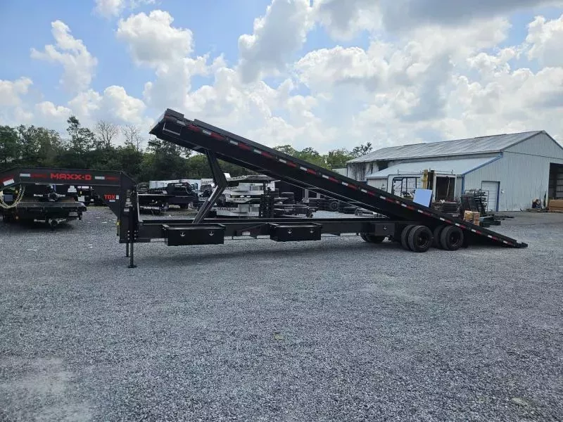 2026 MAXXD 102x40' TDX Gooseneck Deckover Tilt Trailer 30000# * HYDRAULIC JACKS * 15K AXLES * EOH BRAKES * HDSS SUSPENSION * 12" OC C/M * PIERCED FRAME/TORQUE TUBE/UNDER BRIDGE * 17.5" 18-PLY TIRES * SIDE BOXES * WIRELESS * RATCHET TRACK * CONTAINER TILT
