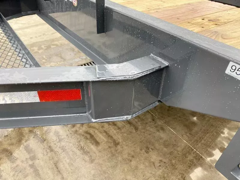 new Equipment / Flatbed Trailers Lamar Trailers  for sale, in Evans City, PA Thumbnail 9