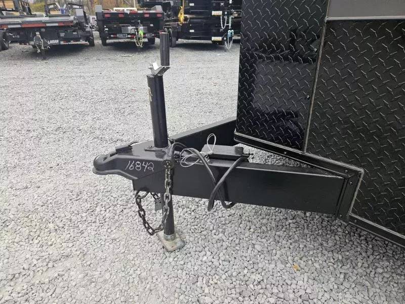 2026 Xtreme Cargo 8.5x20 Enclosed Car Hauler Trailer 7000# GVW * 7' HEIGHT UTV PKG * CHARCOAL BLACKOUT PACKAGE * REAR SPOILER W/ LOADING LIGHT * .080 POLYCOR SEMI-SCREWLESS * RV DOOR * PLYWOOD WALLS AND FLOOR * TUBE STUDS * D-RINGS * 6" TUBE FRAME BAL1UWh6icau