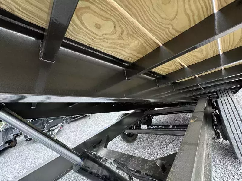 new Equipment / Flatbed Trailers MAXX-D  for sale, in Irwin, PA Thumbnail 30