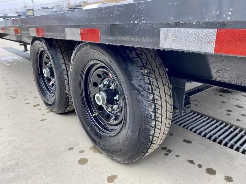 new Equipment / Flatbed Trailers Lamar Trailers  for sale, in Carlisle, PA Thumbnail 28