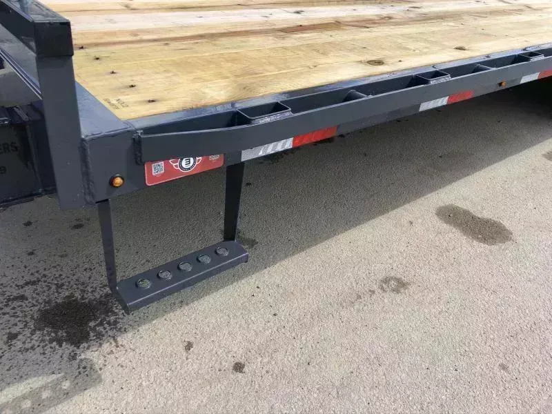 new Equipment / Flatbed Trailers Lamar Trailers  for sale, in Evans City, PA Thumbnail 10