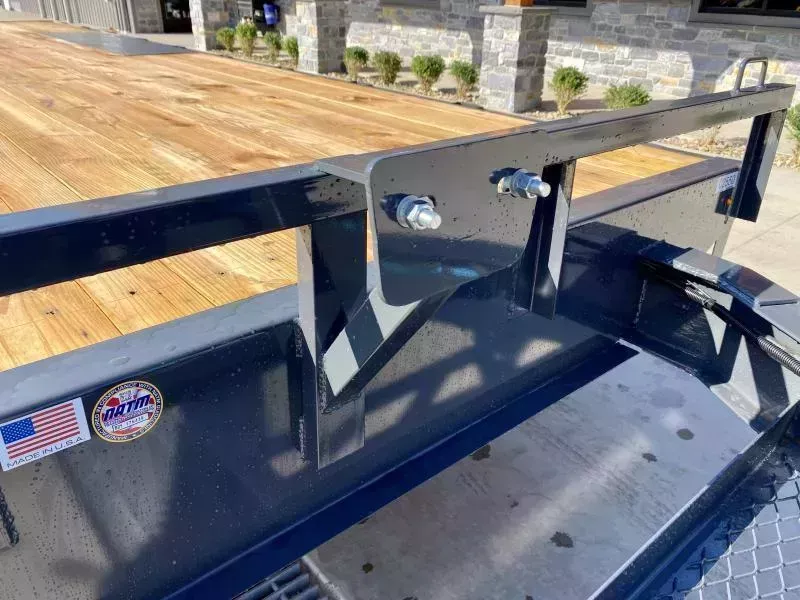 new Equipment / Flatbed Trailers Lamar Trailers  for sale, in Carlisle, PA Thumbnail 11