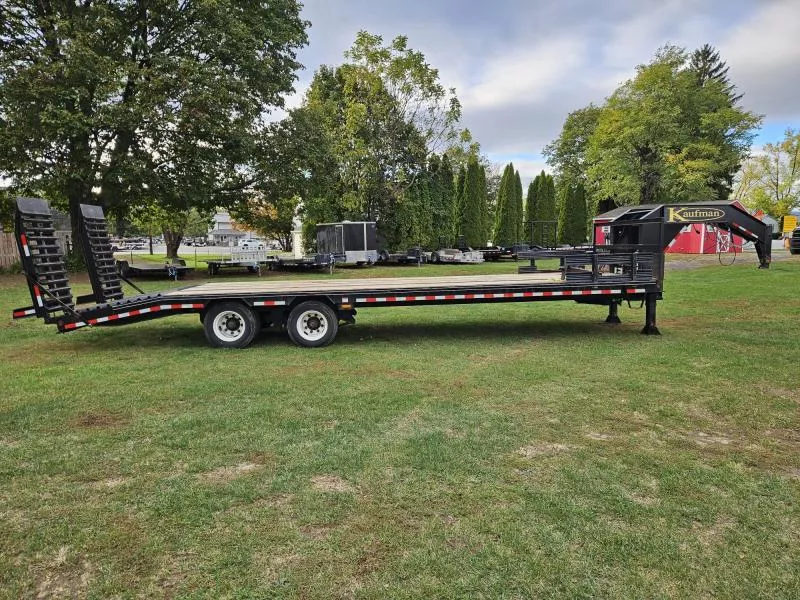 used Equipment / Flatbed Trailers Kaufman Trailers  for sale, in Carlisle, PA Thumbnail 8