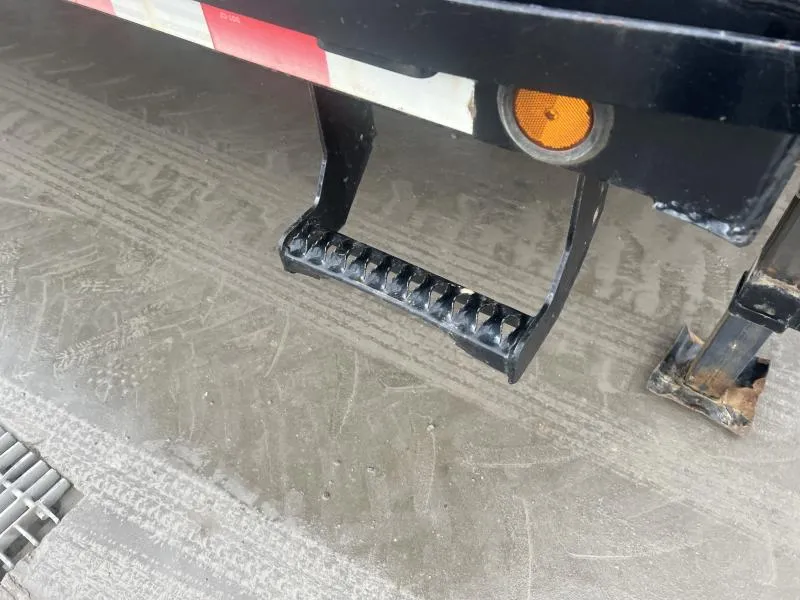 used Equipment / Flatbed Trailers Iron Bull  for sale, in Evans City, PA Thumbnail 12