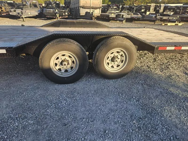 used Car Haulers / Racing Trailers Sure-Trac  for sale, in Carlisle, PA Thumbnail 4