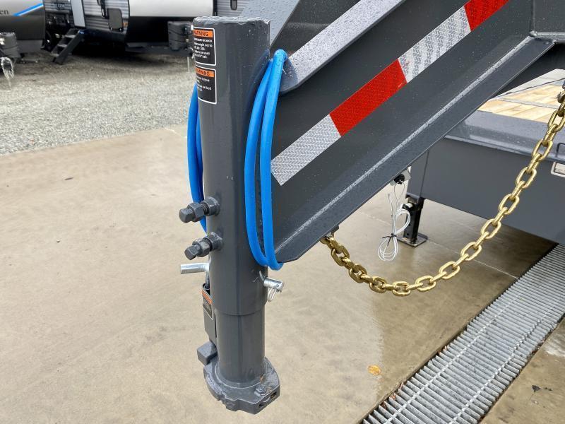 2025 Lamar 102x26' Gooseneck Deckover Power Tilt Trailer 21000# GVW * TRIPLE 7000# AXLES * SCISSOR HOIST UPGRADE * SPARE TIRE * FRONT TOOLBOX * CHARCOAL POWDERCOAT * 10" I-BEAM FRAME+NECK * 6" CHANNEL BED RUNNER * WINCH PLATE * DUAL JACKS MJXAcytx8606