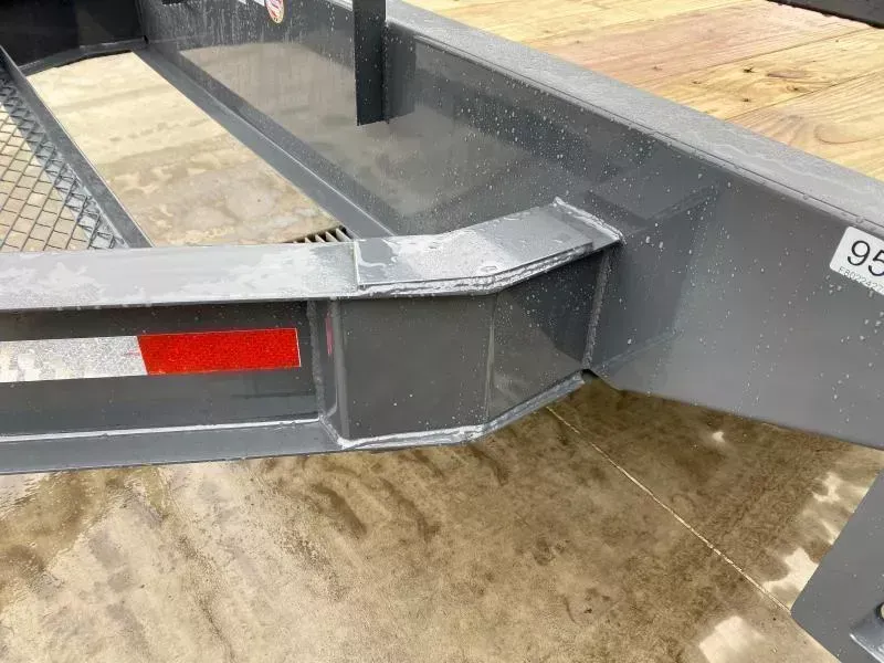 new Equipment / Flatbed Trailers Lamar Trailers  for sale, in Carlisle, PA Thumbnail 9