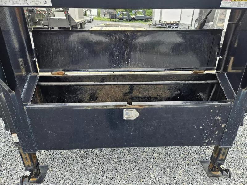 used Equipment / Flatbed Trailers Sure-Trac  for sale, in Carlisle, PA Thumbnail 12