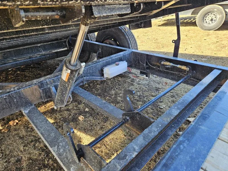 used Equipment / Flatbed Trailers MAXX-D  for sale, in Carlisle, PA Thumbnail 18