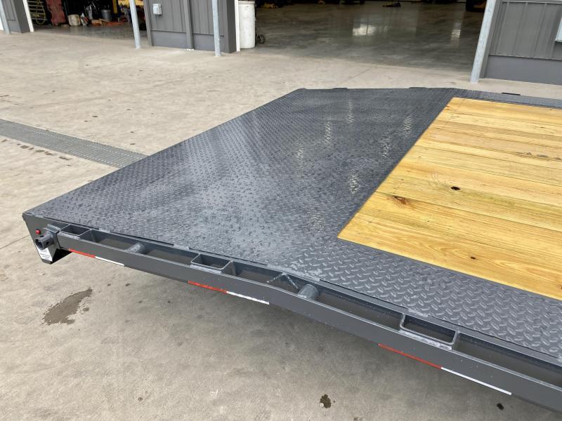 new Car Haulers / Racing Trailers Lamar Trailers  for sale, in West Middlesex, PA Thumbnail 18