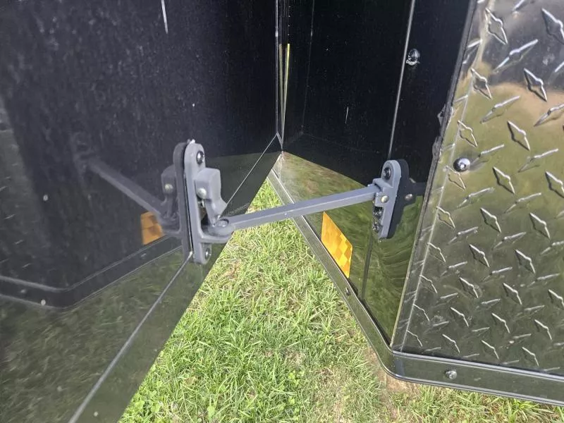 used Cargo (Enclosed) Trailers Look Trailers  for sale, in Carlisle, PA Thumbnail 16