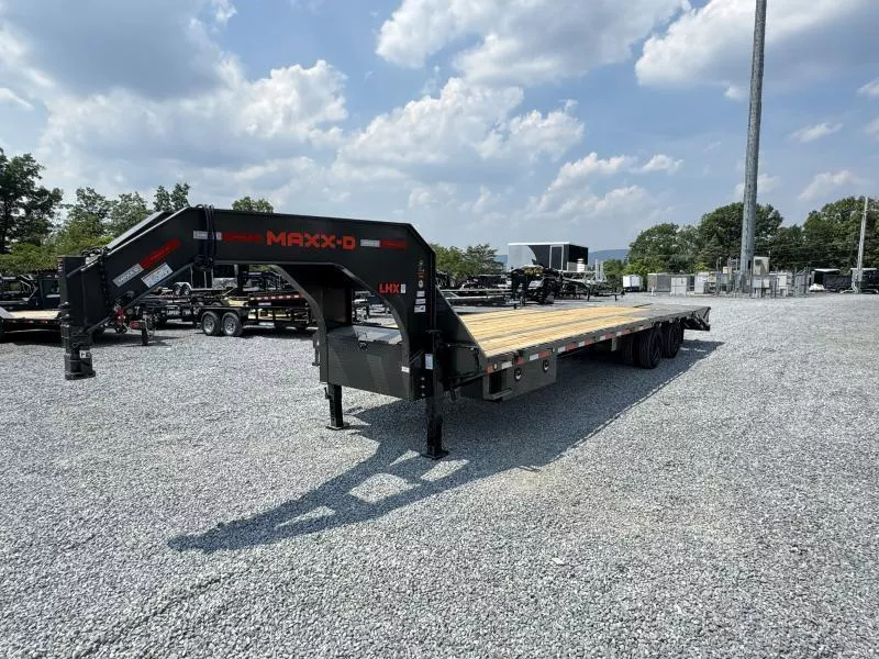 2026 MAXXD 102x32' LHX Gooseneck Beavertail Deckover Trailer 40000# GVW * 3" BALL COUPLER * ENGINEERED BEAM * 16K AXLES * EOH BRAKES * JUNIOR I-BEAM C/M 12" O.C. * HDSS SUSPENSION * FULL WIDTH RAMPS * METALLIC GREY * 17.5'S