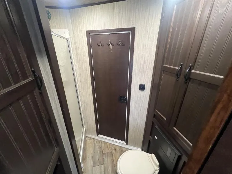 used Stock / Stock Combo Trailers Bison Trailers  for sale, in Irwin, PA Thumbnail 10